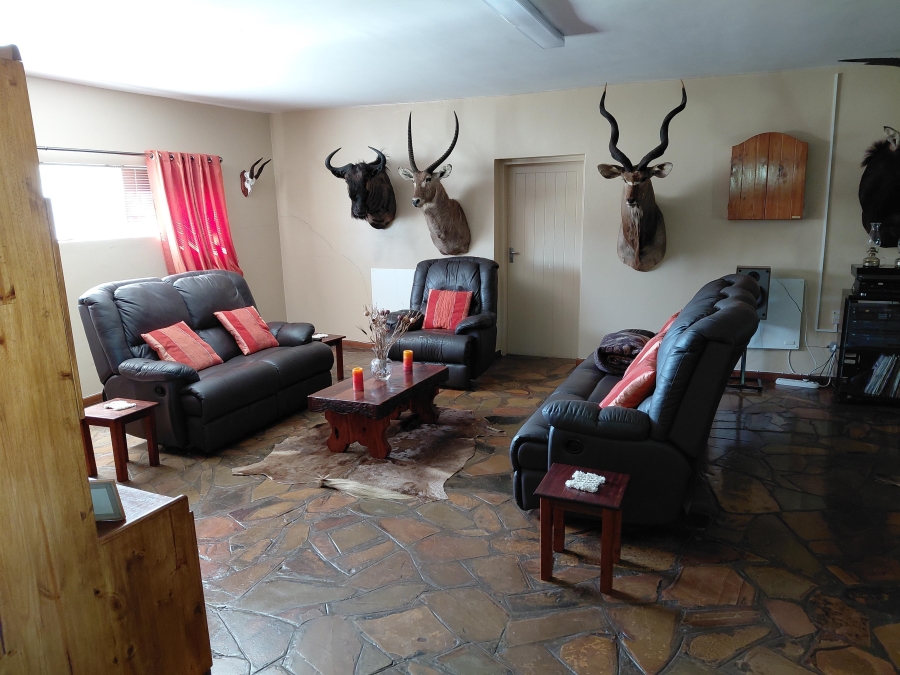4 Bedroom Property for Sale in Bothasrus Eastern Cape